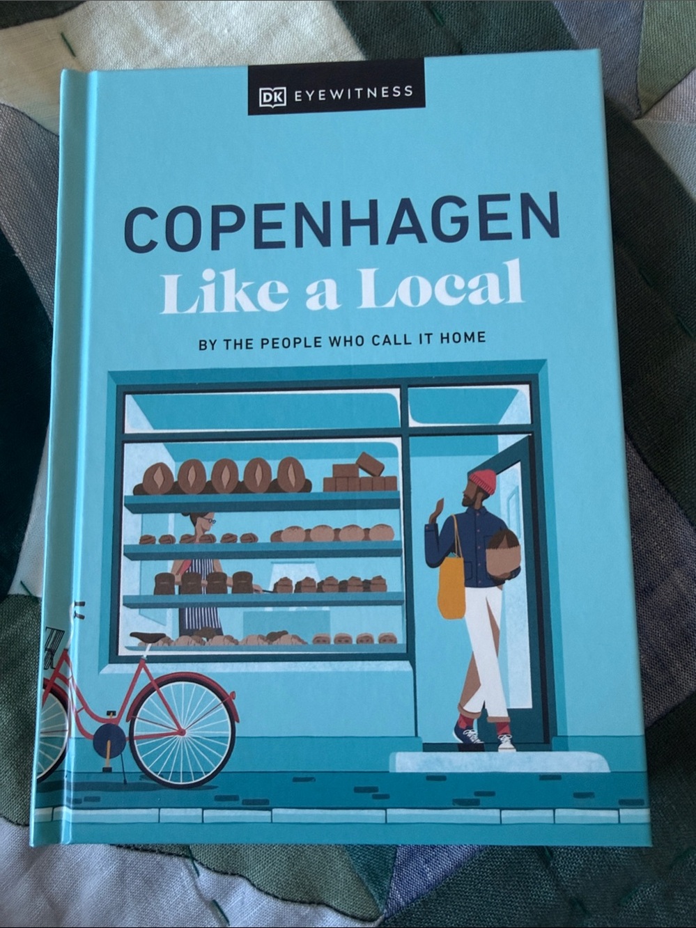 Travel Book: Copenhagen Like a Local